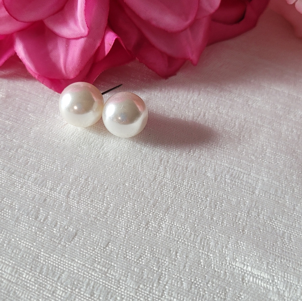 pearl earings